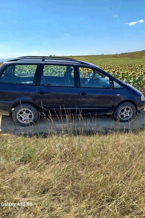 Vând Volkswagen Sharan 1.9 TDI 2001
