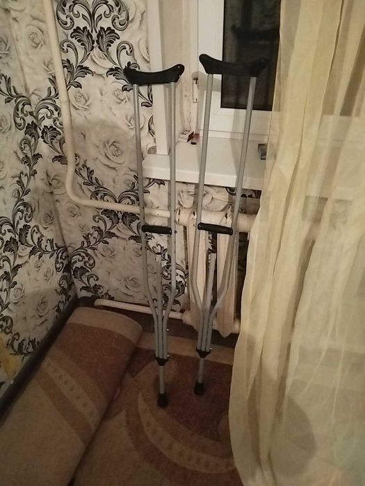 Продам костыли почти новые