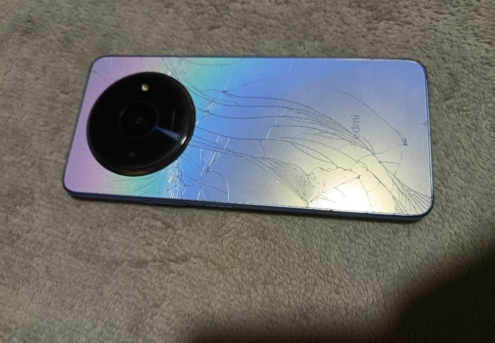 Telefoane pentru piese, sparte displayul