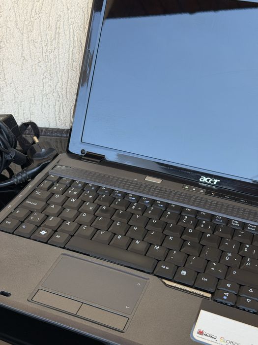 Laptop Acer Aspire 5735Z Office