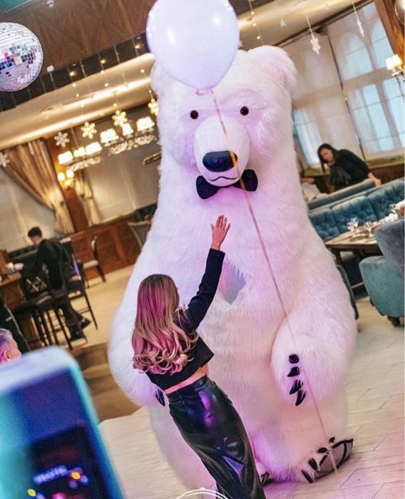 Белый мишка  3- метра аниматор