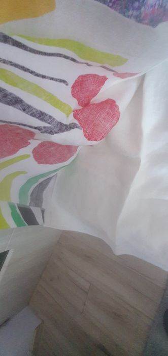 Fusta petrecuta femei