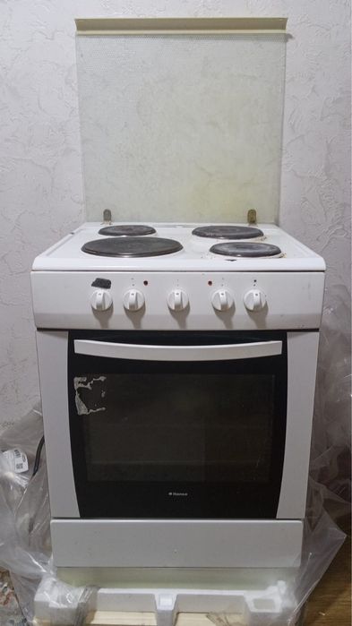 Продам эл ектрическую плиту