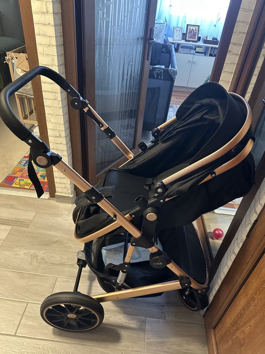 Carucior 2 in 1 in stare buna,utilizat