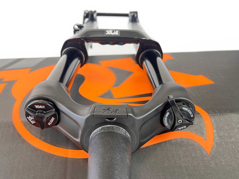 НОВИ Fox Racing 34 Float 27.5" 120мм Вилка Въздушна за колело