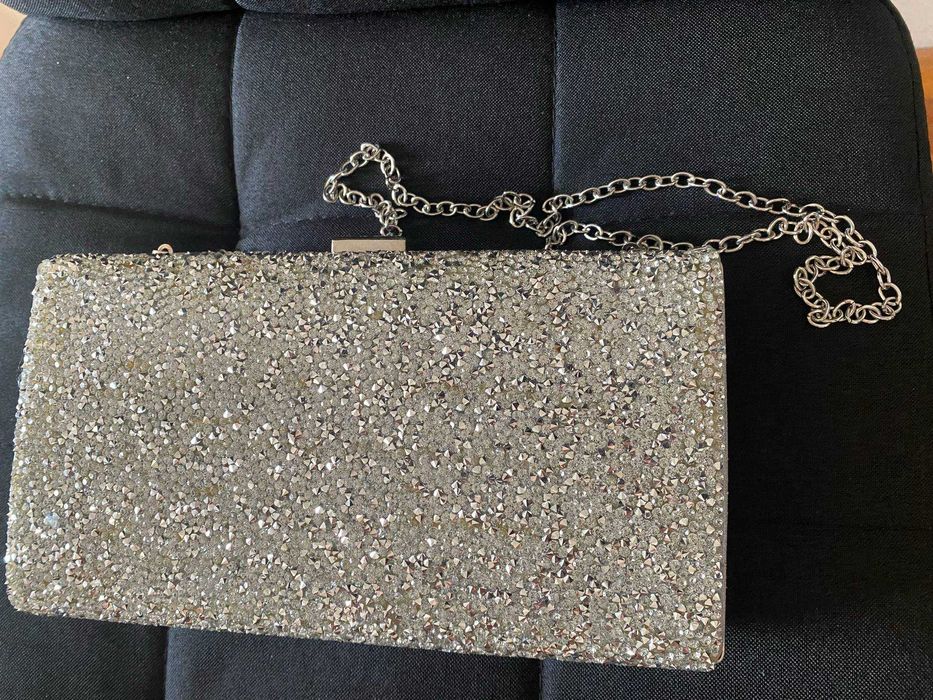 Абитуриентска чанта