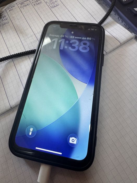 Продам или обменяю айфон 11 pro