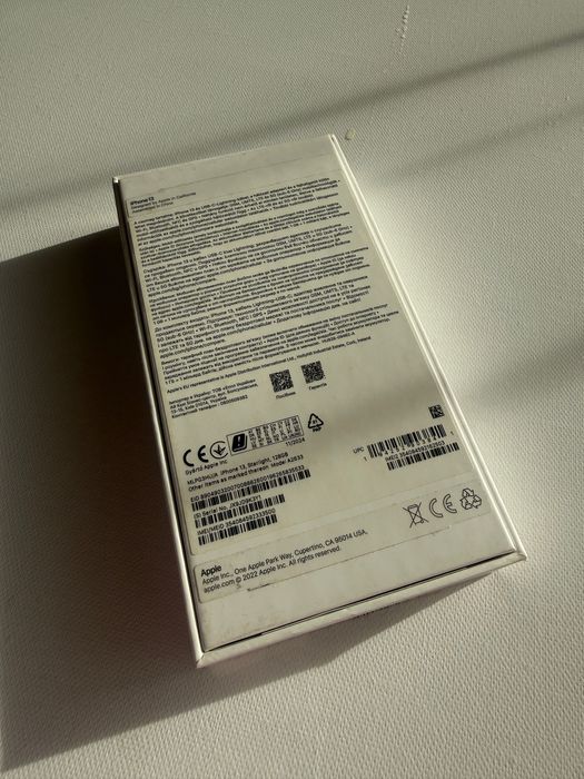 iPhone 13, 128GB в ОТЛИЧНО състояние! Бял