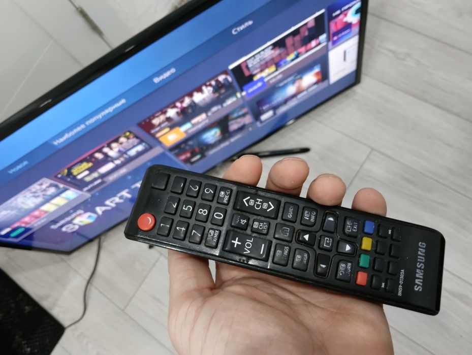 Продам телевизор Samsung smart