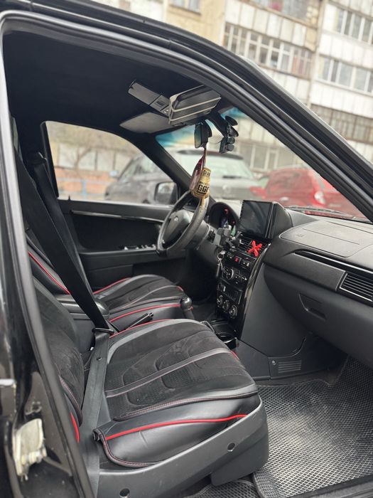 Продам Приора 2