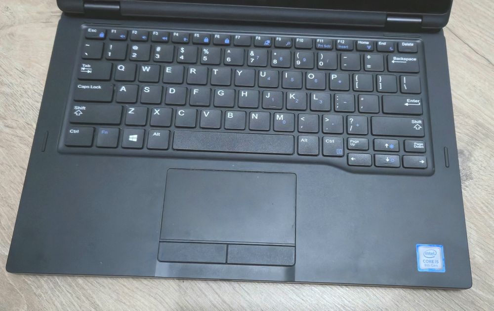 Laptop\Tableta Dell Latitude 2in1 7390 i5 8250 8GB 256SSD Baterie NOUA