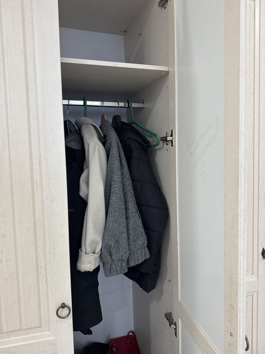 Шифонер сатылады екеуі 20000 тг