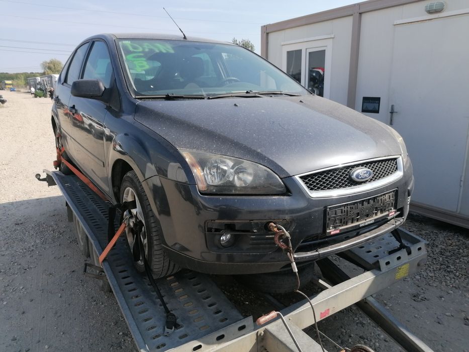 Capota bara aripa usa trager far Ford Focus