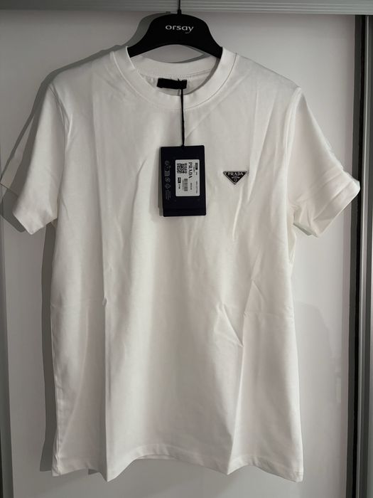 Vand tricou Prada