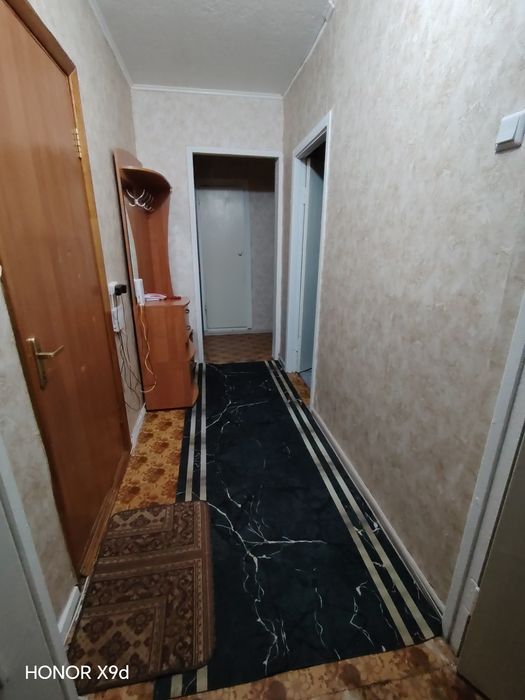 Сдам 2 комнатную квартиру.