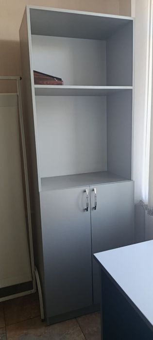 Продается офисная мебель