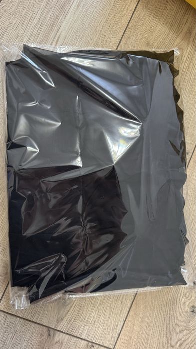 Чёрное вечернее платье