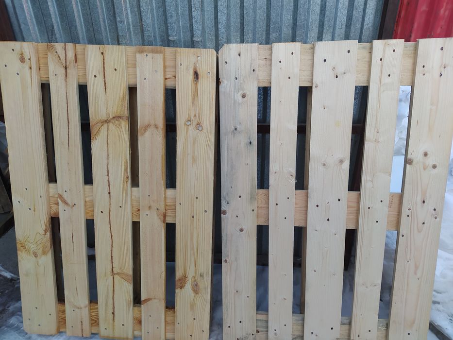 Палеты, поддоны для мебели.