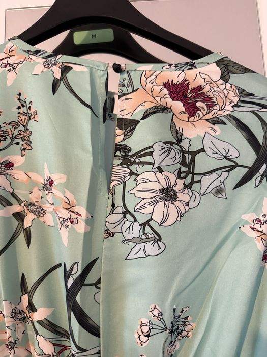 Vand rochie o singura purtare