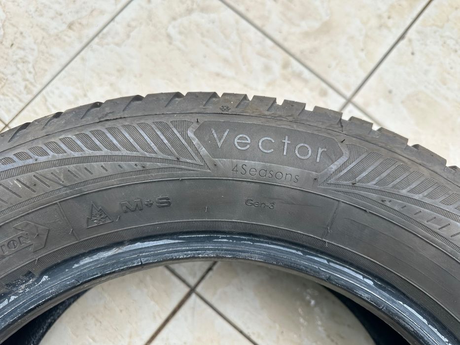 Гуми всесезонни гума 205/60/16” GOODYEAR Vector