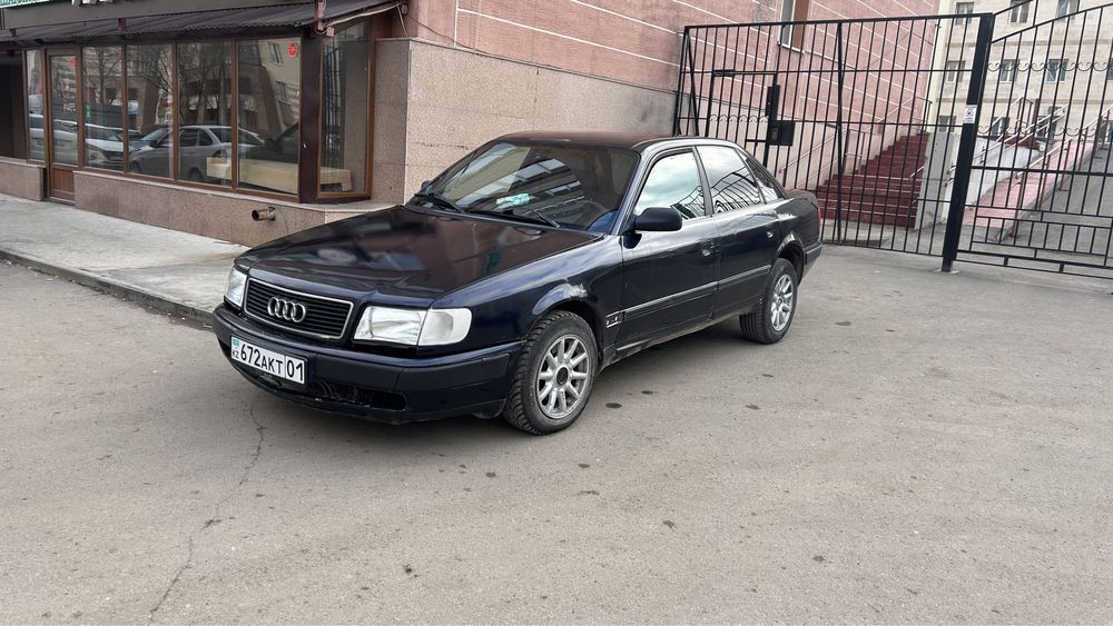 Ауди 100 с4 1992г автомат 2.3