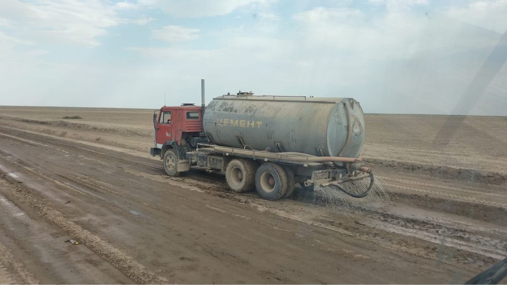 Водовоз полив дорог тех вода 15-18куб