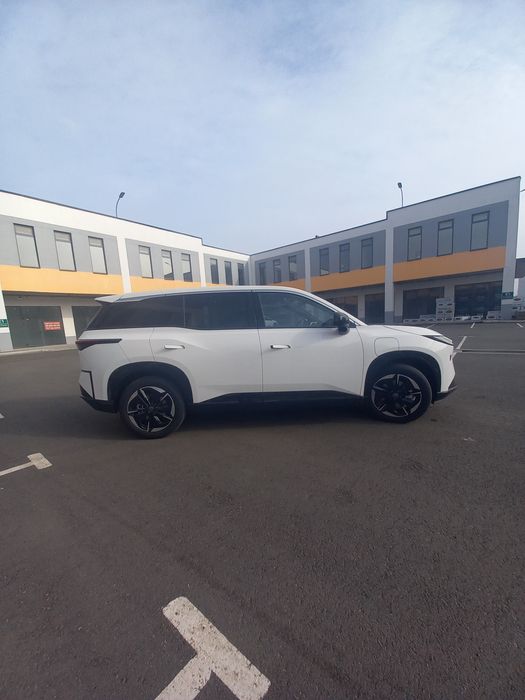 Tayota bZ 3x EV 2025