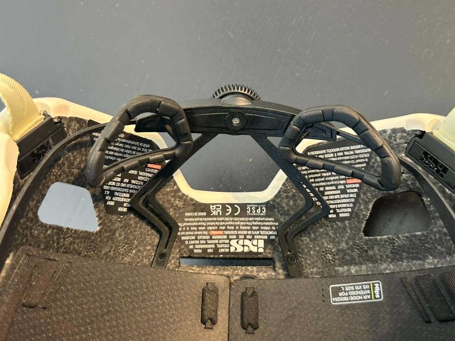 Вело Каска IXS Carve 1.0 Mips