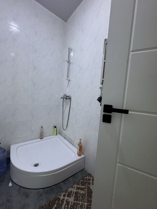 квартира яхши кизларга 2 та киз керак уй новастиройка