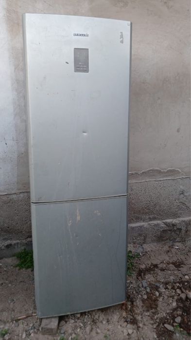 Холодильник не рабочи