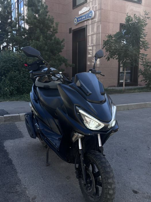 продам мопед maxi lia 150