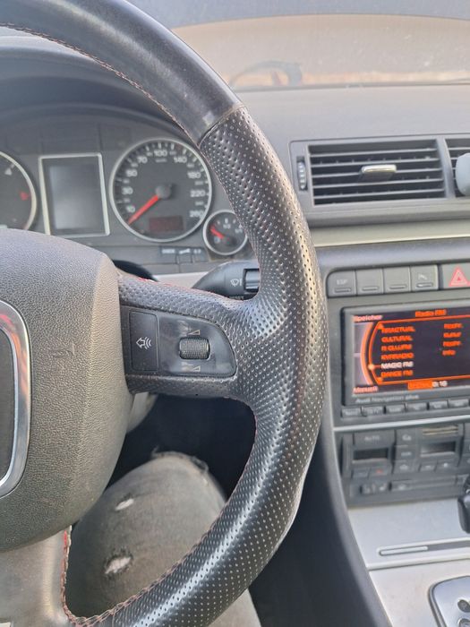 Volan complet  S-line Audi A4 B7 2 spire cu piele perforata ,comenzi