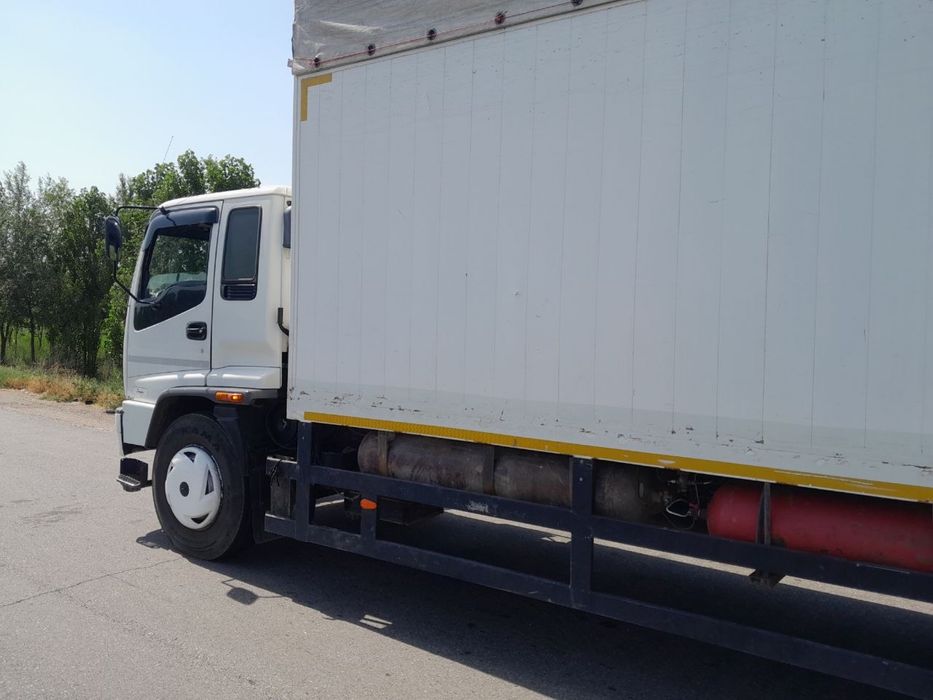 Isuzu 10 tonnalik 2018 yil