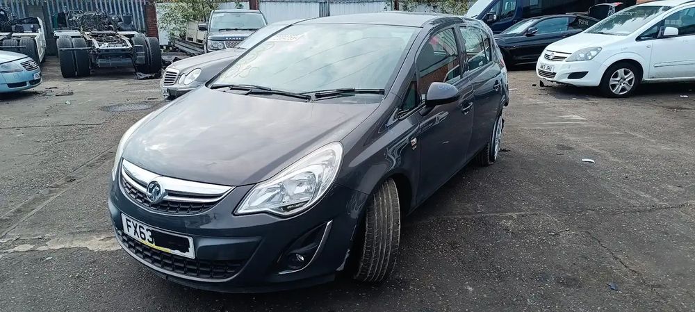 Dezmembrari / Dezmembrez Opel (Vauxhall) Corsa D A12XER cutie viteze manuală 5 trepte ML5 cod culoare GWH