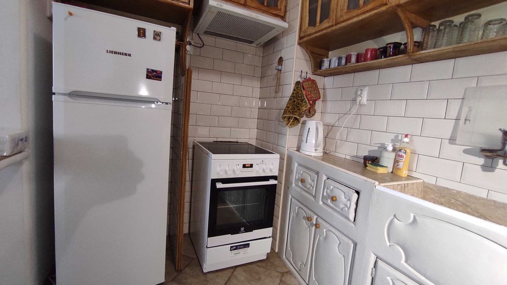 Дава се под наем Двустаен апартамент в Варна, Център - 53 кв.м за 382.5 € - Снимка #1