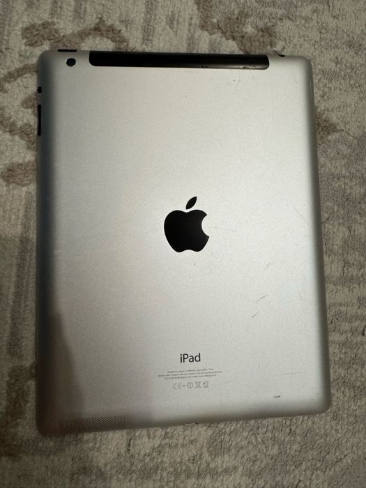 iPad 4-е поколение (Retina), 2012, 64 ГБ, Wi-Fi + Cellular