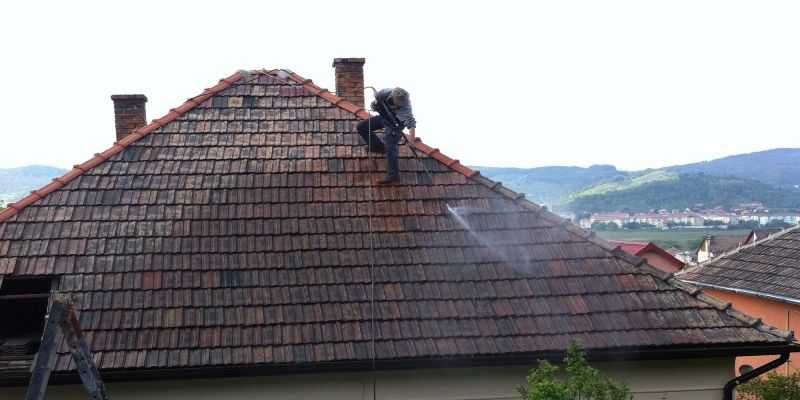 Reparatii acoperisuri si montaj acoperisuri