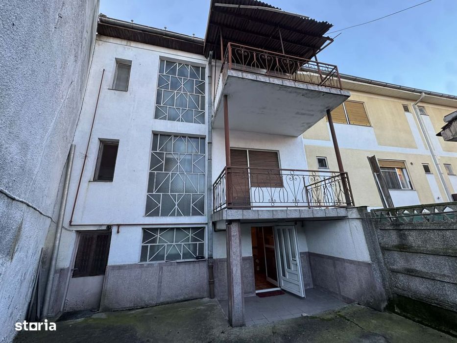 Casa P+2+M , Centru Nou , Ideal investitie (clinica , birouri)