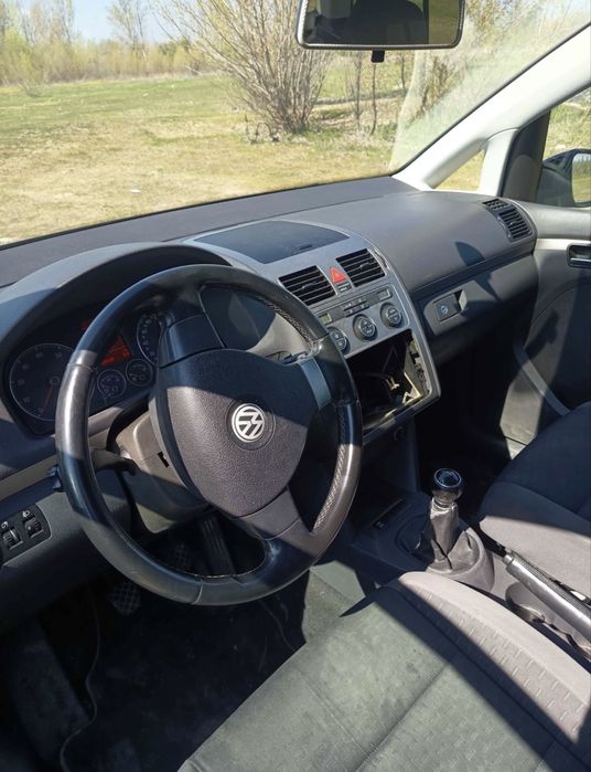Dezmembrez vw touran 1.4 tsi CDG