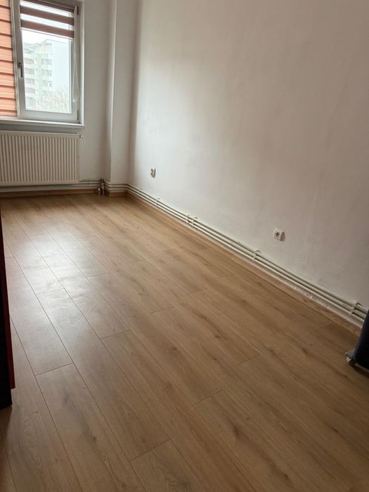 Apartament doua camere decomandat  Craiovita Noua-Anl