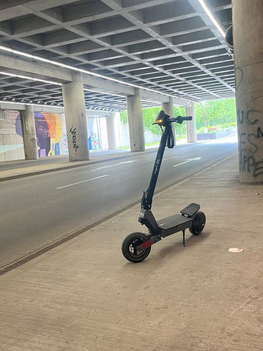 Vand trotineta myria my7061 in stare buna