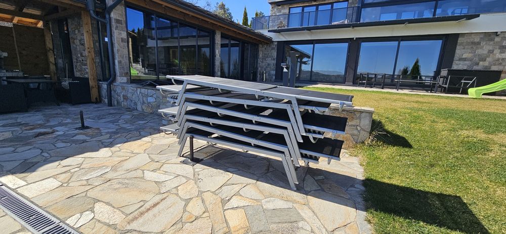 Шезлонг градински