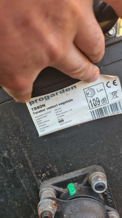 Tocator crengi gradina