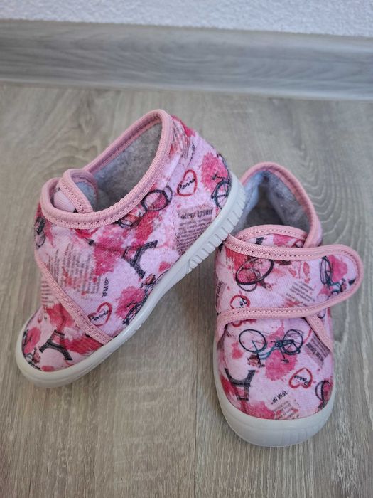 Детски обувки за момиче