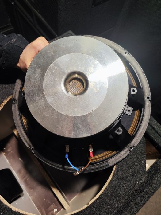 Тонколони 15 инча басови / бас боксове bass boxes 500 watts