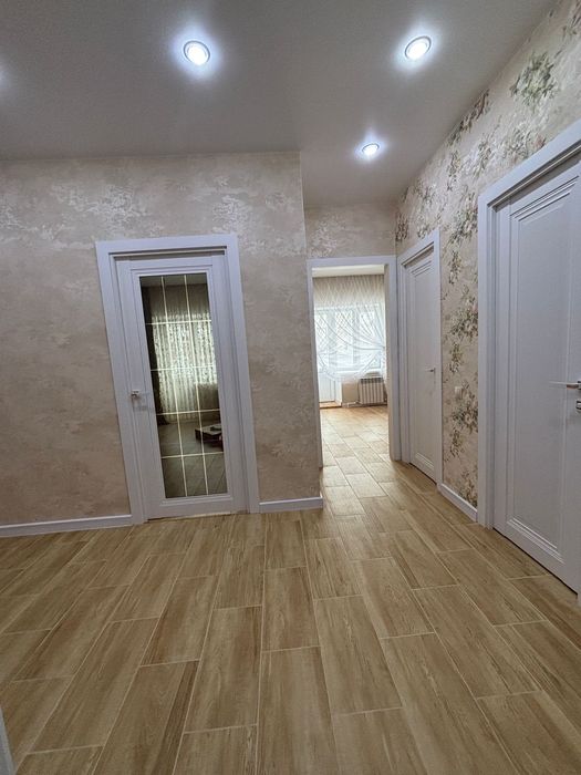 Поклейка обоев. Качество 100%. Стаж