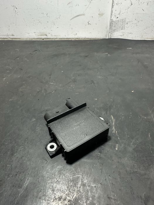 Releu bujii Bmw Seria 3 E90 E91 E92 E93 320d N47  2.0 diesel 177cp releu bujii BMW Seria 5 E60 E61 520d n47