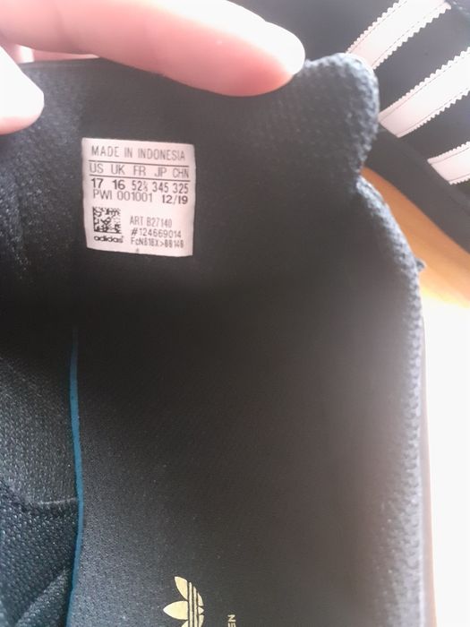 Adidași piele nr 52