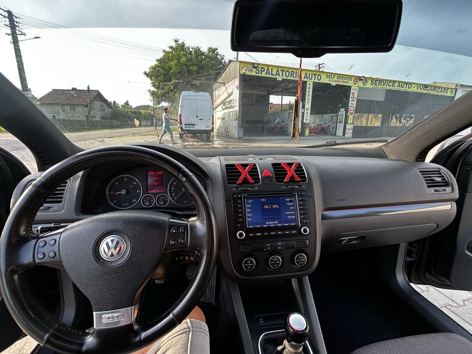 Volkswagen golf 5