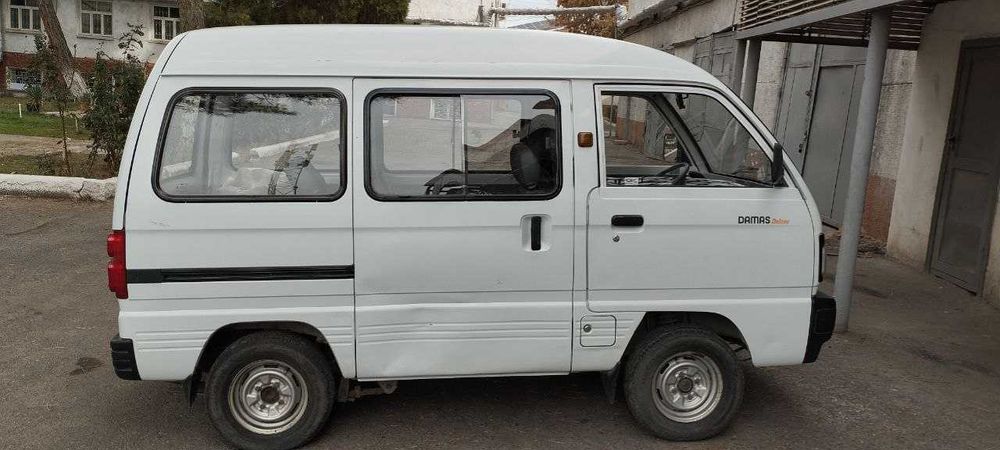 Автомобиль Дамас. Биринчи выпуск. Корейский вариант.